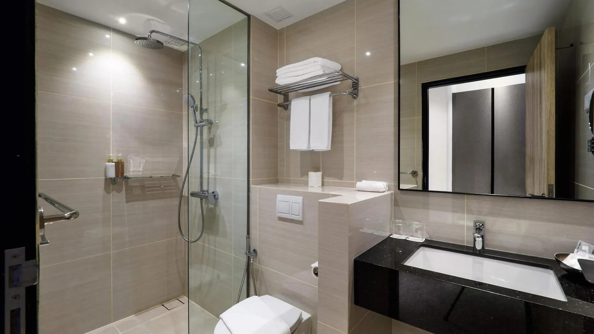 ***  Magazine Vista Hotel Managed By The Ascott Limited George Town Malaysia